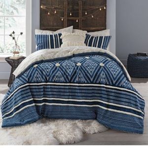 Anthology Henley Reversible Twin XL Comforter Set
